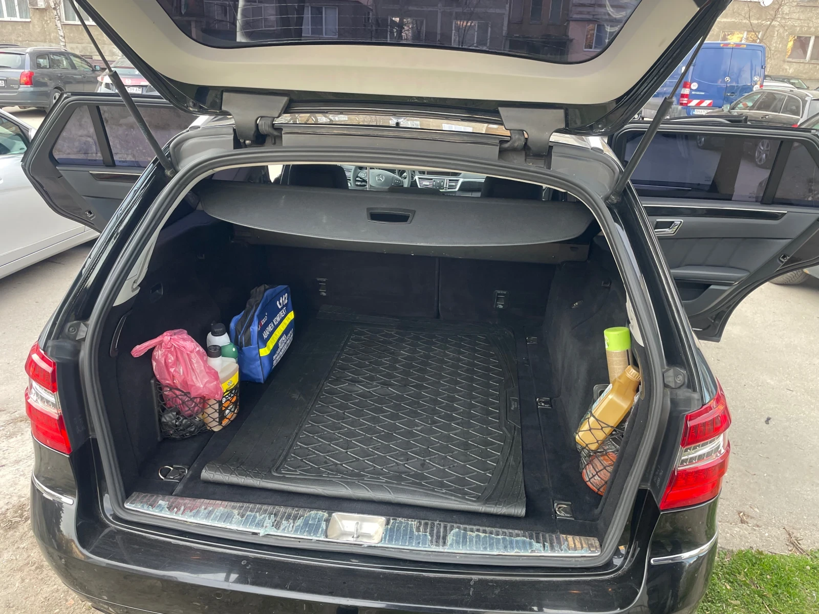 Mercedes-Benz E 350, снимка 12 - Автомобили и джипове - 56117973