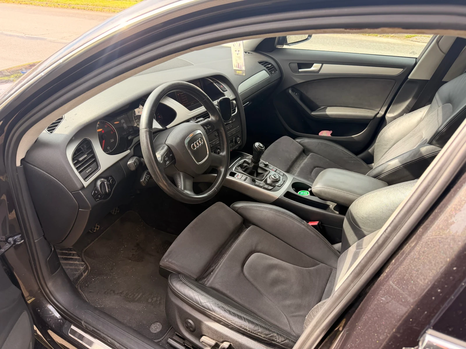 Audi A4 2.0 TDI, снимка 3 - Автомобили и джипове - 56122485