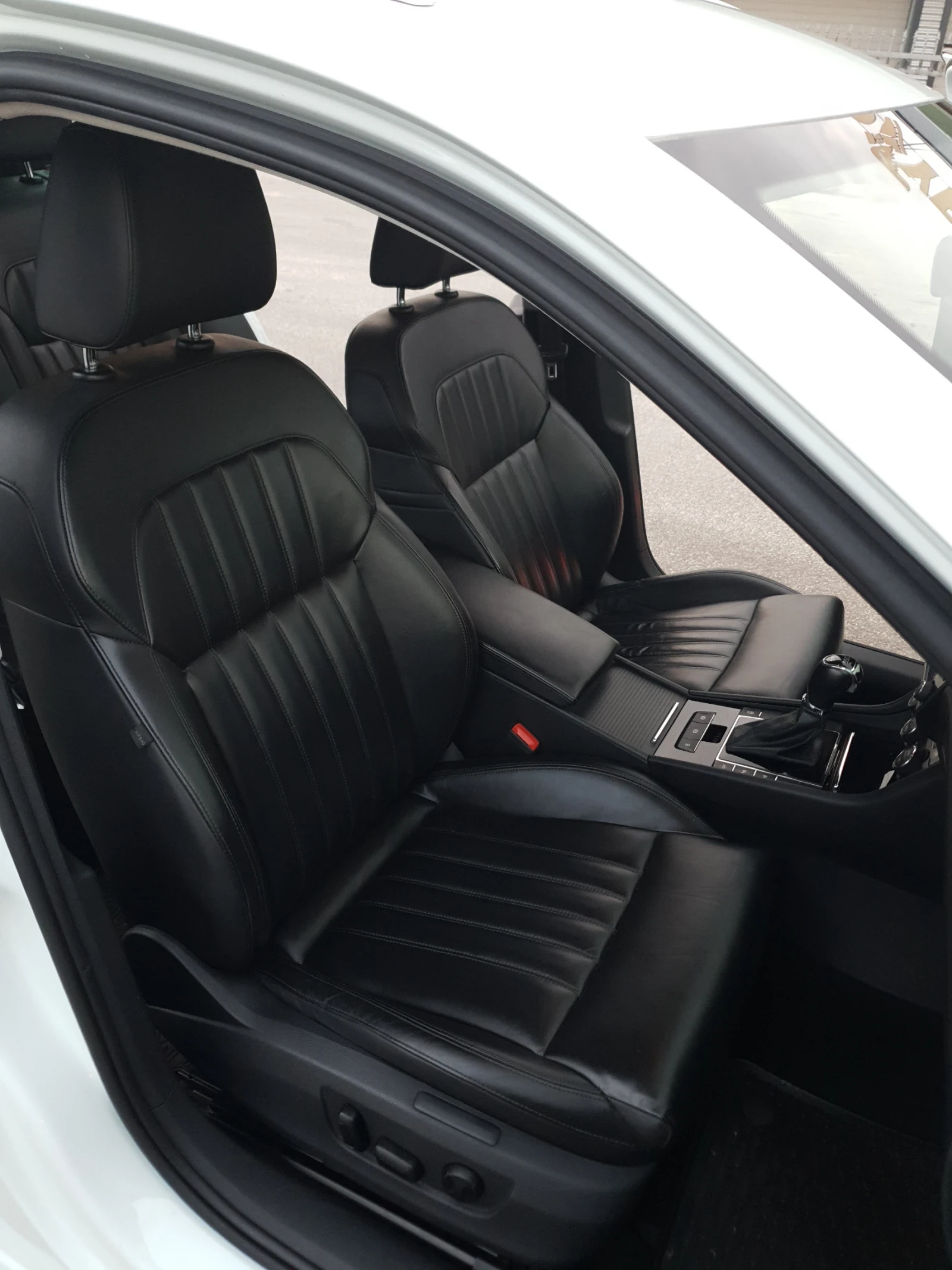 Skoda Superb 2.0tdi Style 4x4 190k.с, снимка 15 - Автомобили и джипове - 56226841
