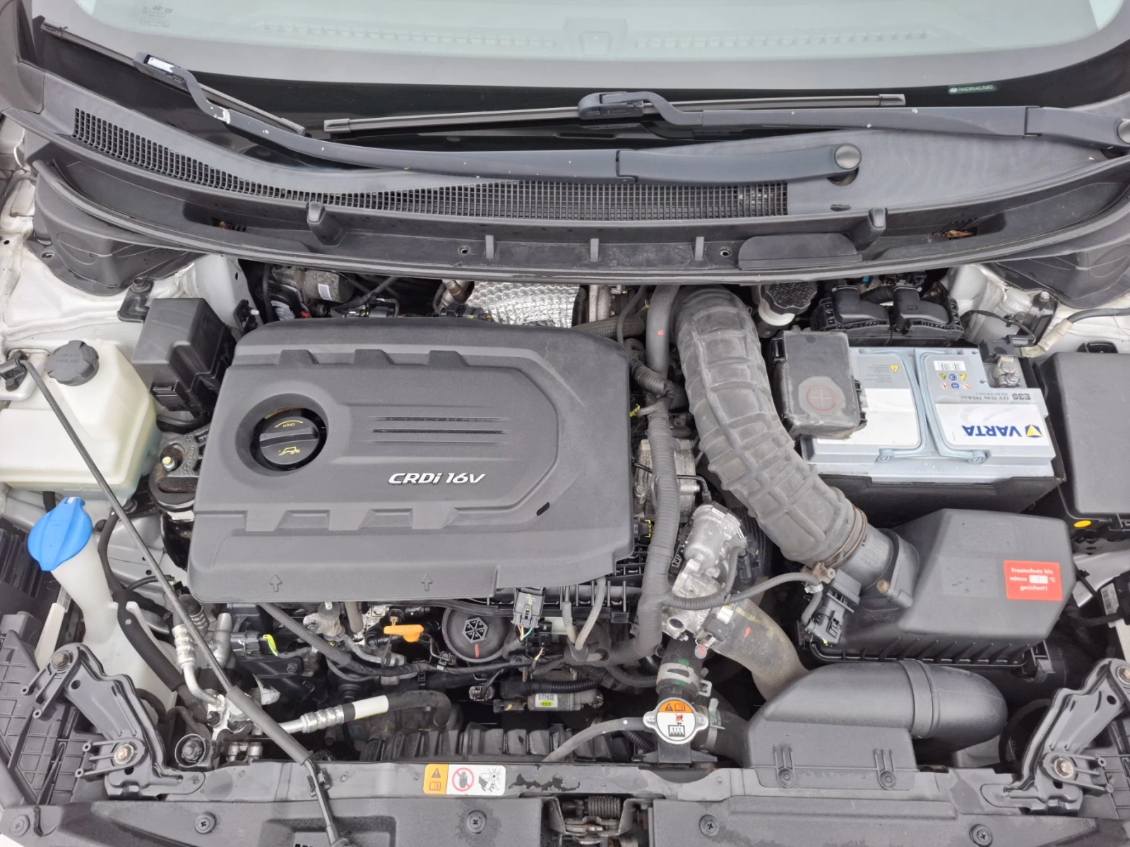 Hyundai I30 1.6CRDi* Premium* Camera* Navi* Keyless* Face* 6ск, снимка 17 - Автомобили и джипове - 56252684
