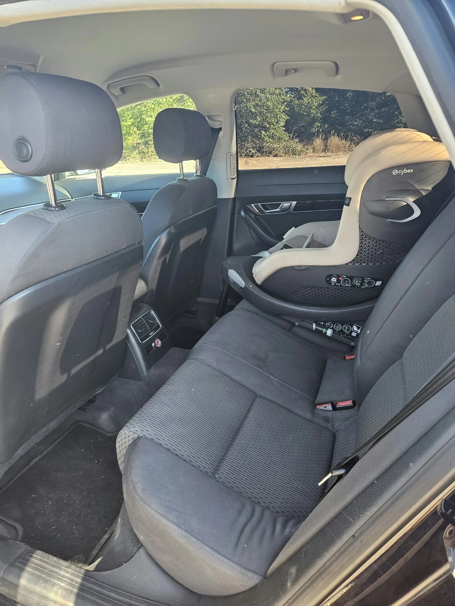 Audi A6 2.0 TDI, снимка 12 - Автомобили и джипове - 56254010
