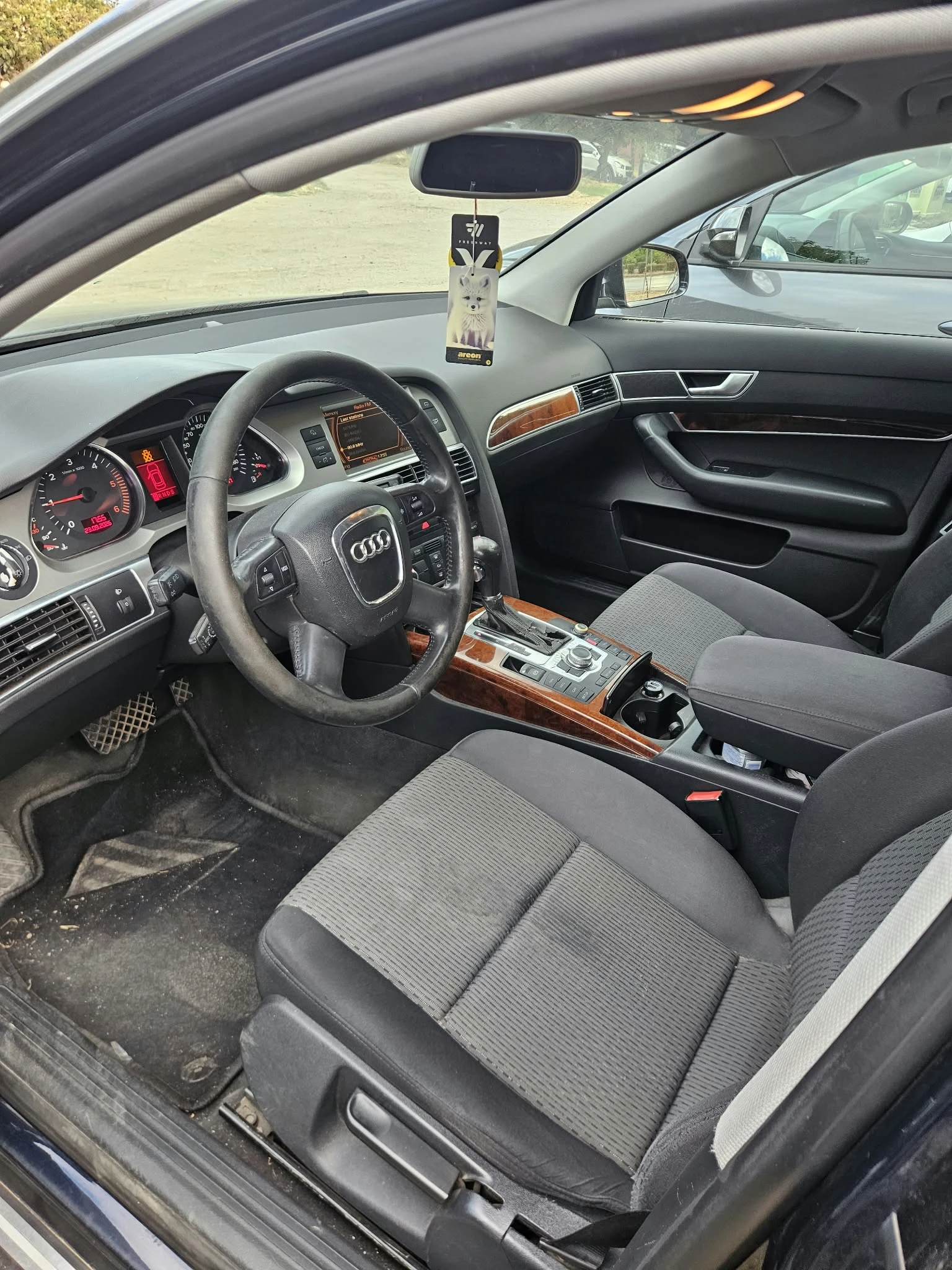 Audi A6 2.0 TDI, снимка 9 - Автомобили и джипове - 56254010