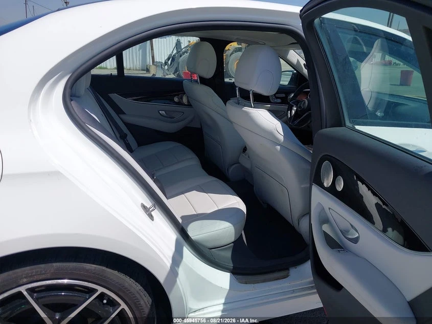 Mercedes-Benz E 450 2022 MERCEDES-BENZ E 450 4MATIC | Mobile.bg � ����������� 12