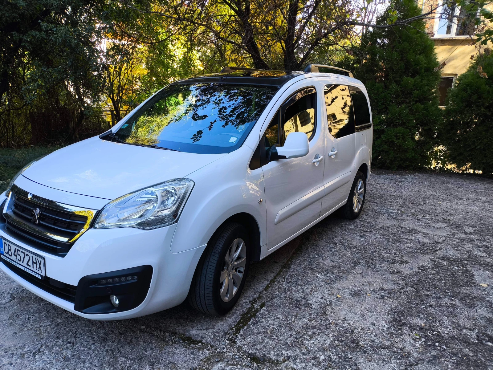 Peugeot Partner, снимка 3 - Автомобили и джипове - 56567233