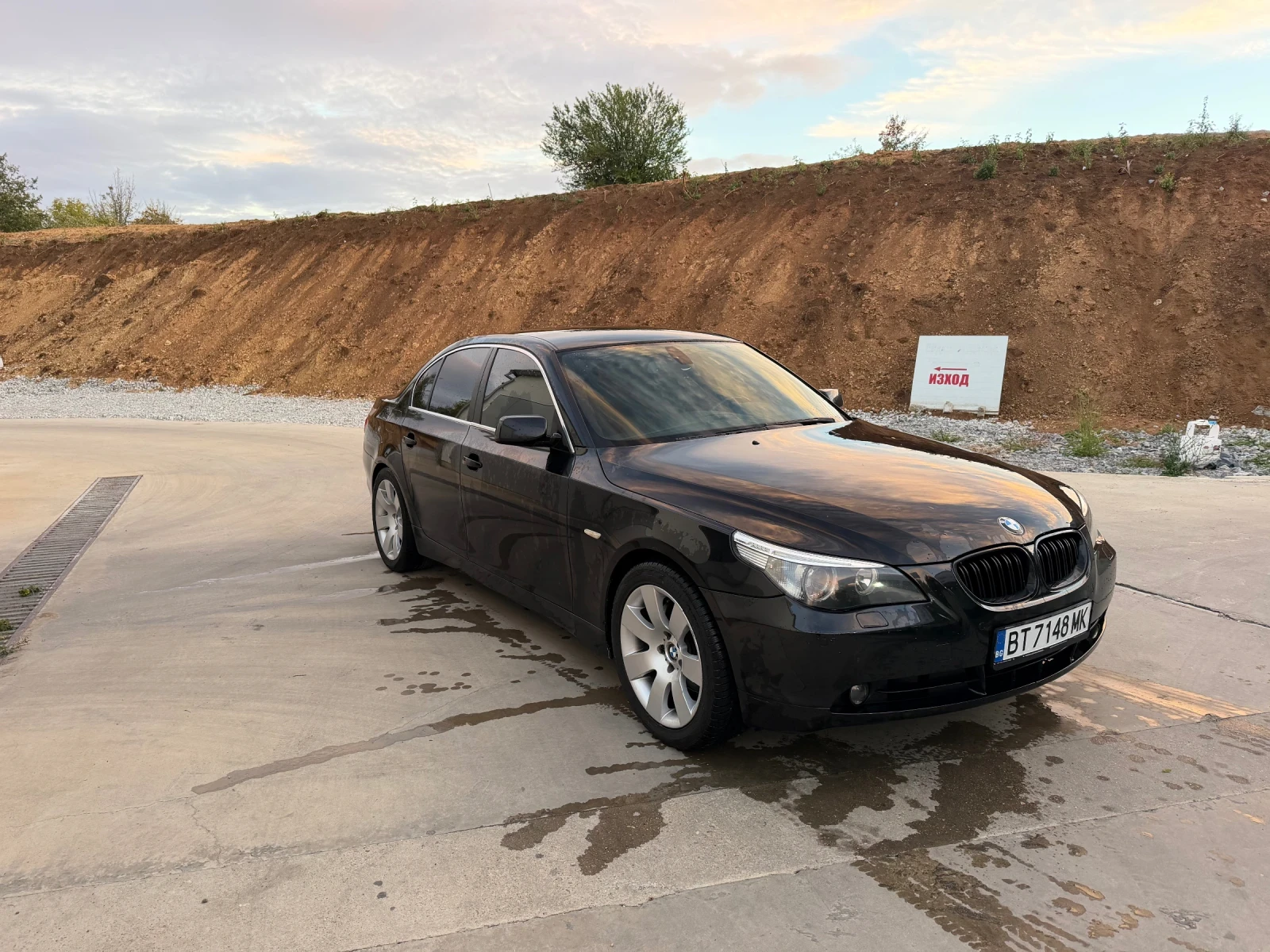 BMW 525 525xi, снимка 2 - Автомобили и джипове - 56666203