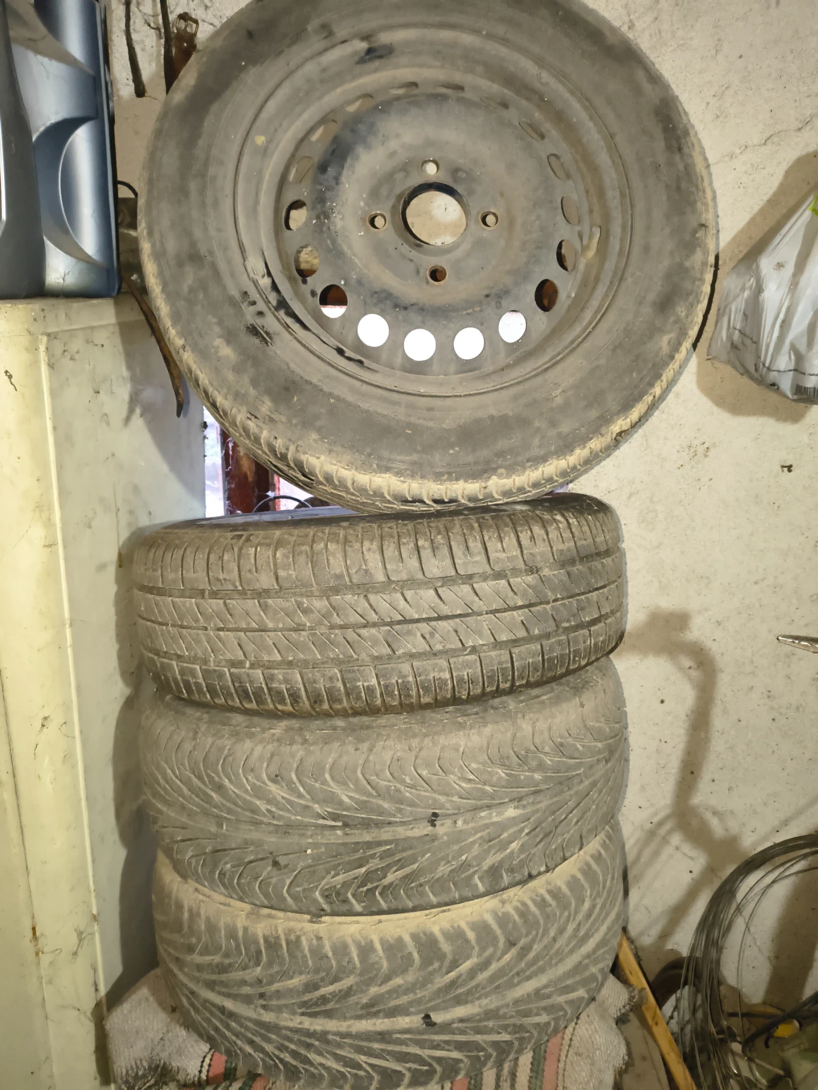 Mitsubishi Carisma 1.9-TDI-90, снимка 10 - Автомобили и джипове - 56727482