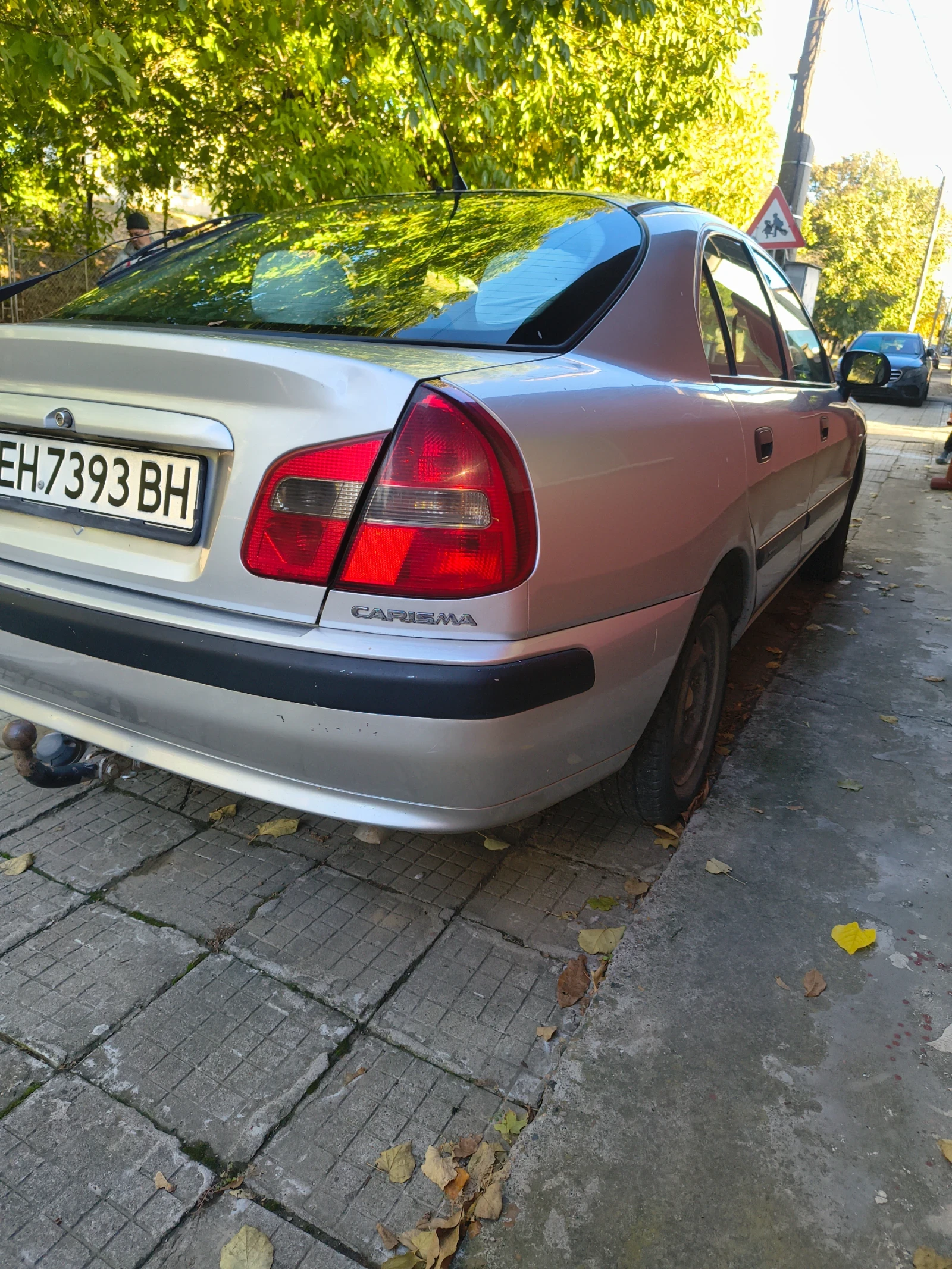 Mitsubishi Carisma 1.9-TDI-90, снимка 4 - Автомобили и джипове - 56727482