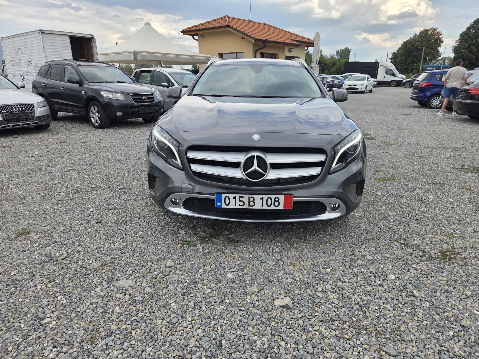 Mercedes-Benz GLA 180 cdi, снимка 2 - Автомобили и джипове - 56733216