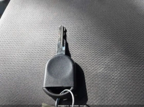 Ford F150 3.7L V-6 DOHC, VVT, 302HP 4X2 Drive, снимка 11