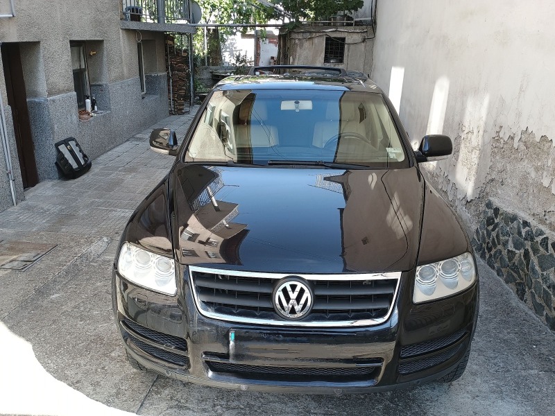 VW Touareg, снимка 1 - Автомобили и джипове - 46417002