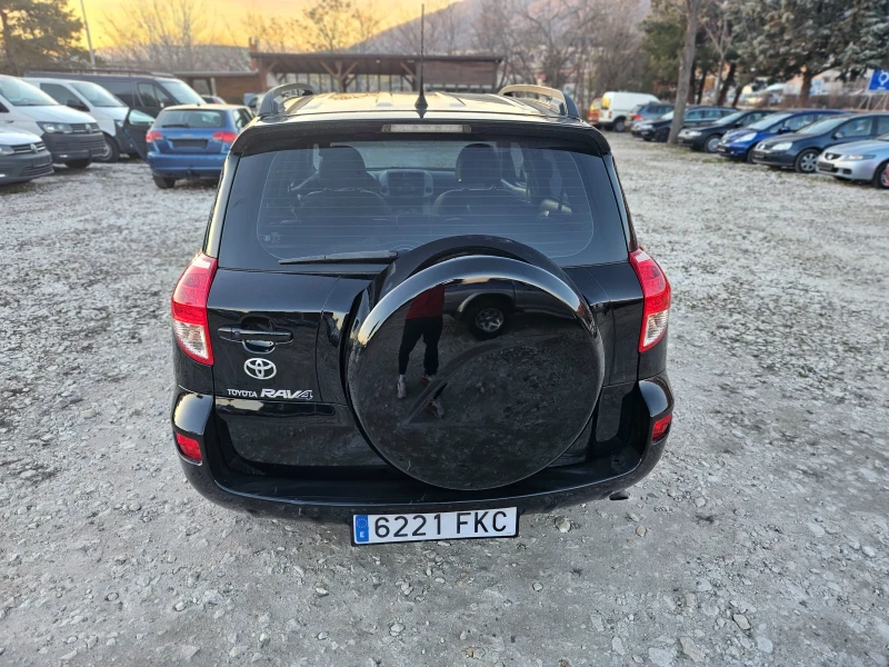 Toyota Rav4 2.2/D4D/136/4Х4/ИСПАНИЯ/KEYLESS/КОЖА/БЕЗ РЪЖДА, снимка 5 - Автомобили и джипове - 49420920