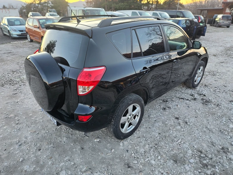 Toyota Rav4 2.2/D4D/136/4Х4/ИСПАНИЯ/KEYLESS/КОЖА/БЕЗ РЪЖДА, снимка 6 - Автомобили и джипове - 49420920