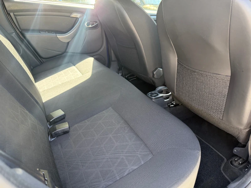 Dacia Duster 1.5DCI - 109к.с., снимка 14 - Автомобили и джипове - 51616462