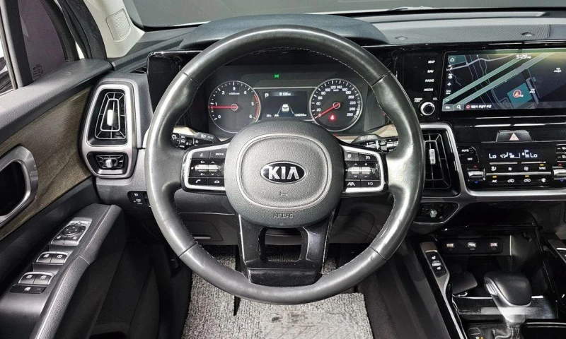 Kia Sorento Diesel 2.2 2WD * НАЙ-ДОБРА ЦЕНА В БЪЛГАРИЯ* , снимка 13 - Автомобили и джипове - 51966380