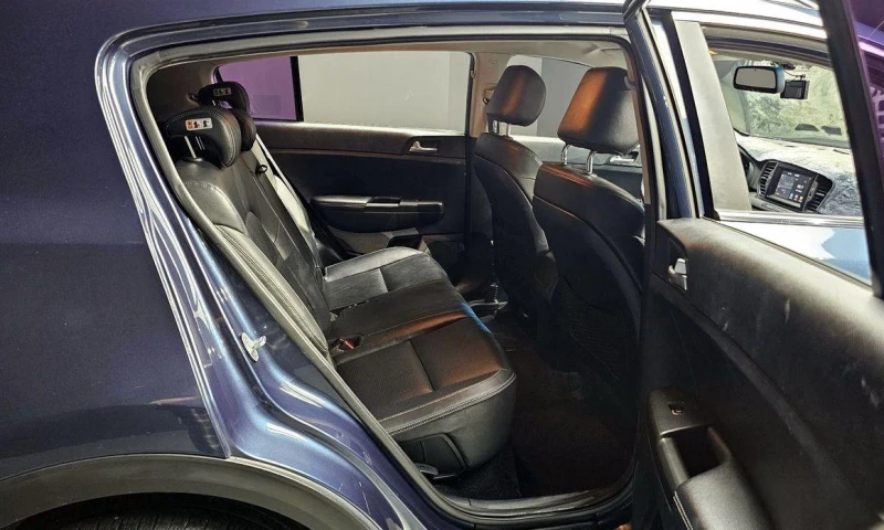 Kia Sportage Diesel 2WD Prestige  * НАЙ-ДОБРА ЦЕНА В БЪЛГАРИЯ* , снимка 12 - Автомобили и джипове - 52035299