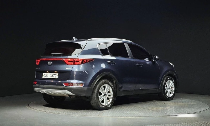 Kia Sportage Diesel 2WD Prestige  * НАЙ-ДОБРА ЦЕНА В БЪЛГАРИЯ* , снимка 2 - Автомобили и джипове - 52035299