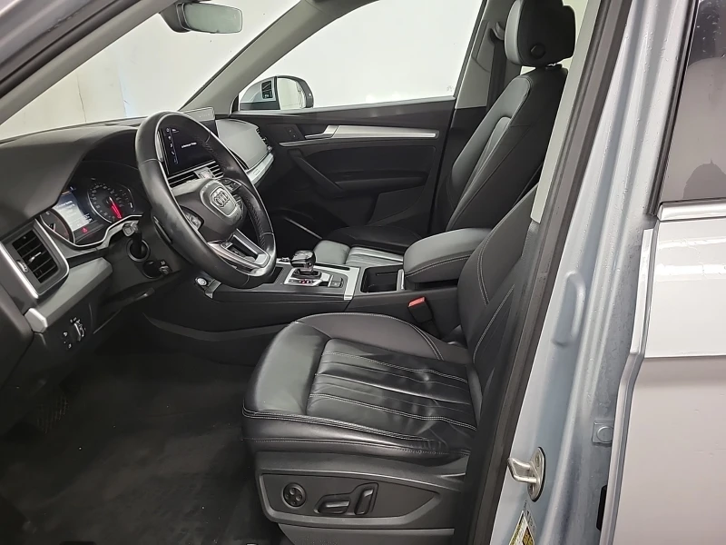 Audi Q5 KOMFORT* QUATTRO* B&OLUFSEN АвтоКредит(ЦЕНА ДО БГ), снимка 8 - Автомобили и джипове - 52542385