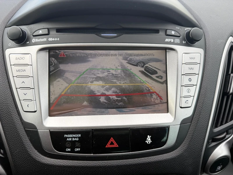 Hyundai IX35 2.0i 163к.с AWD Швейцария Premium , снимка 13 - Автомобили и джипове - 53042816