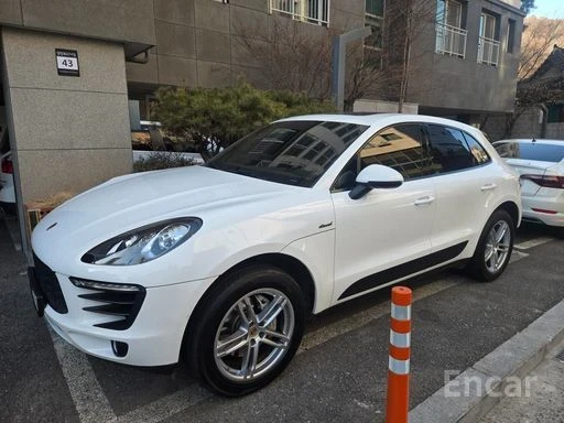 Porsche Macan 3.0 S Diesel | ОБДУХВАНЕ | ЗАДНА КАМЕРА | , снимка 4 - Автомобили и джипове - 54866054