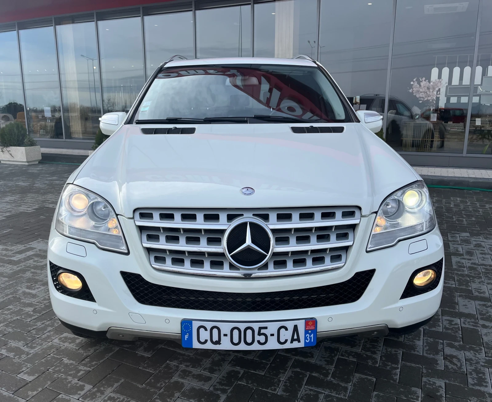 Mercedes-Benz ML 320 Harmann/люк/подгрев/Key Less - изображение 2