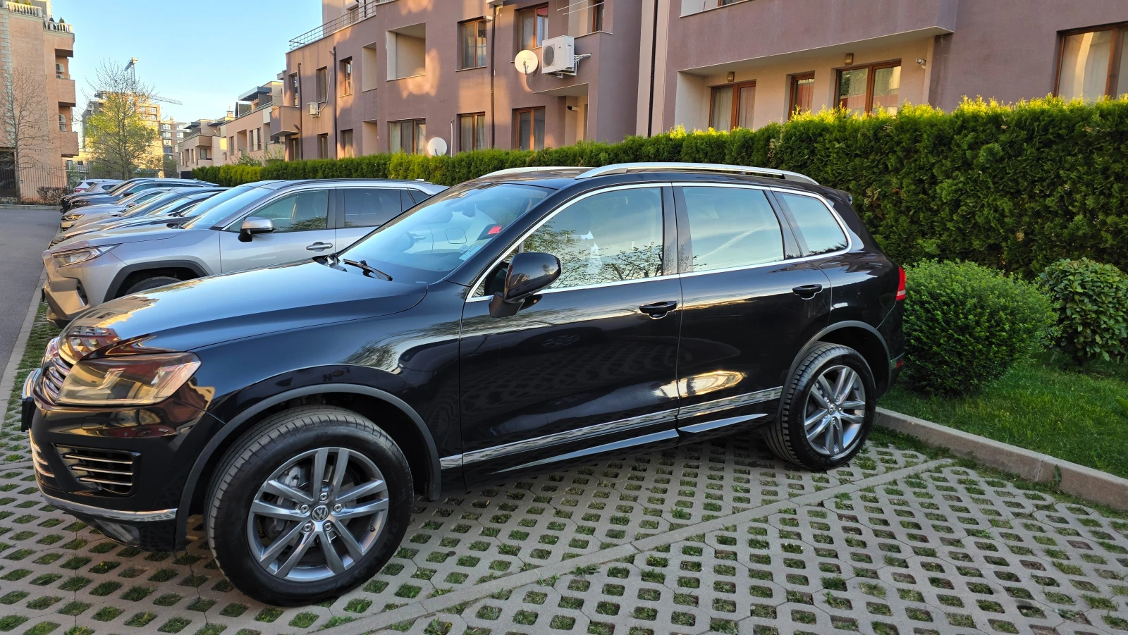VW Touareg R-Line - изображение 3