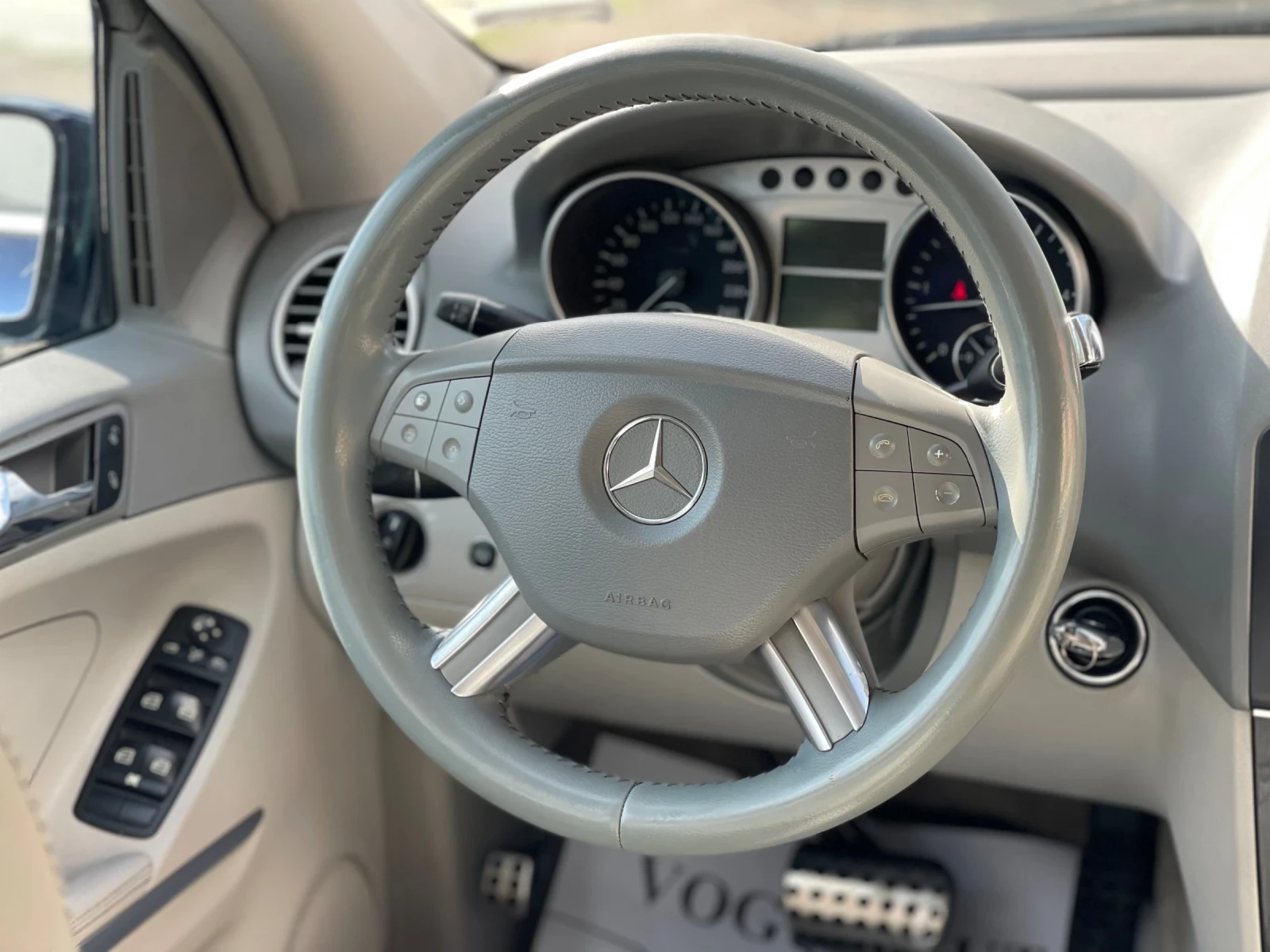 Mercedes-Benz ML 320 CDI* AirMatic* NAVI* PDC - изображение 7