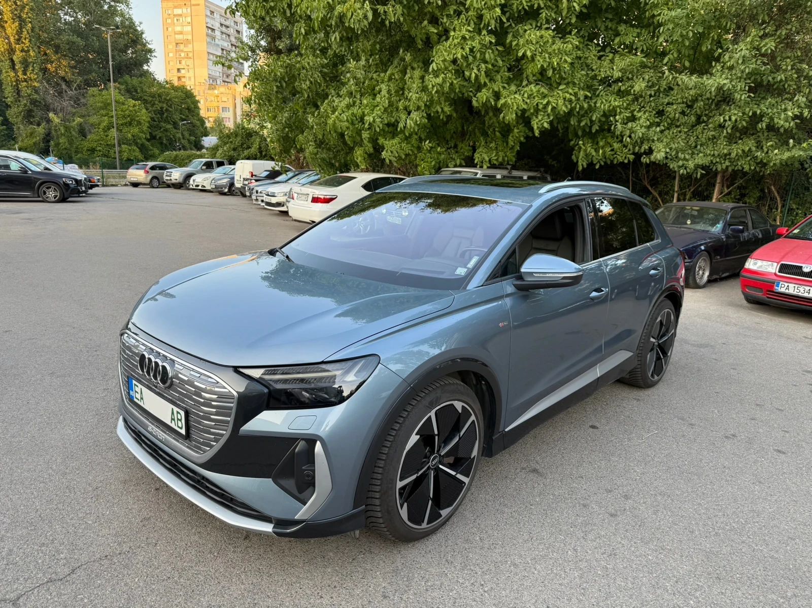 Audi Q4 Etron - изображение 4