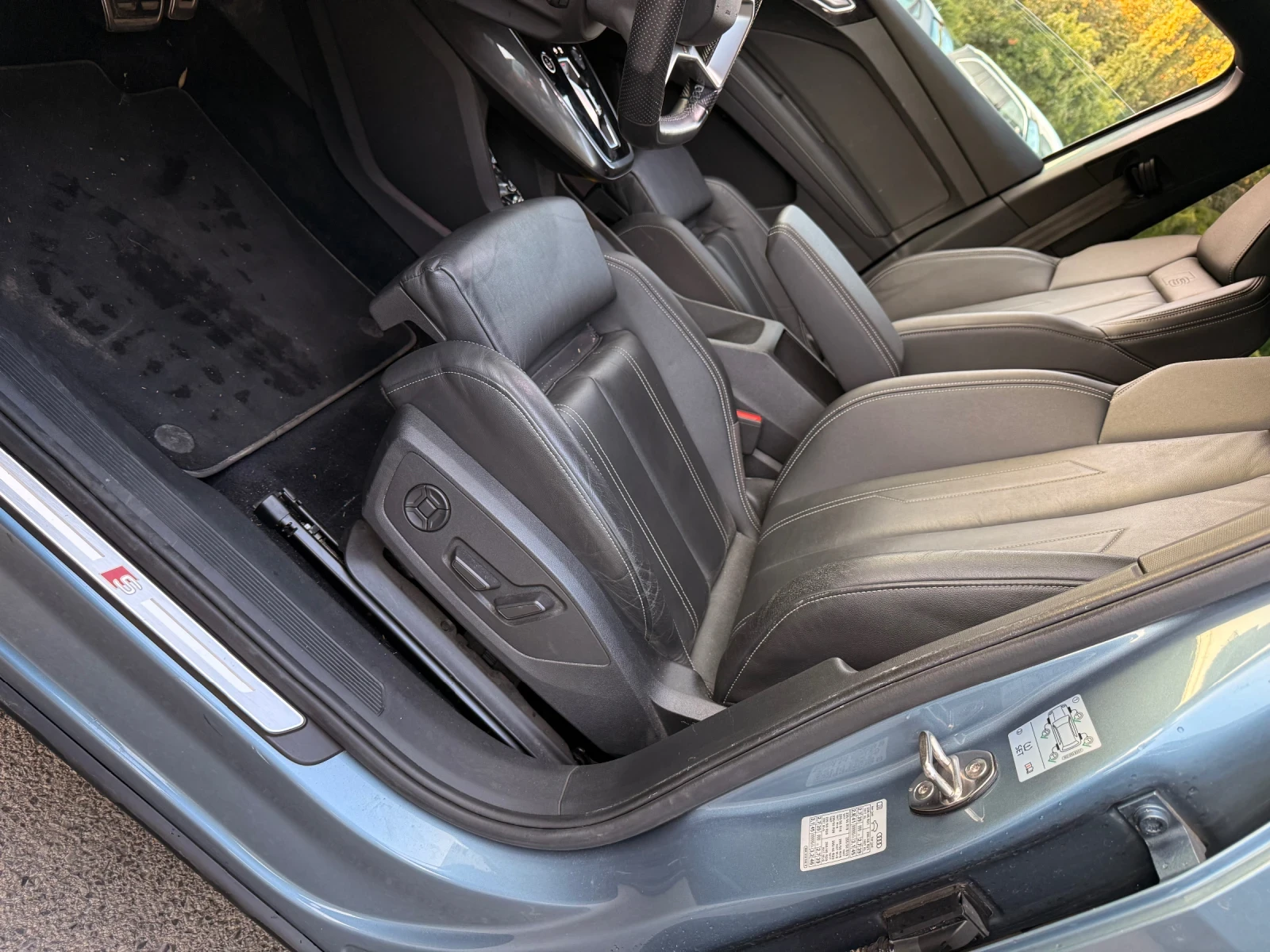 Audi Q4 Etron - изображение 9