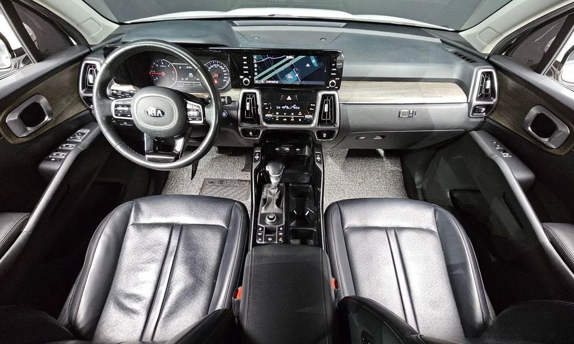 Kia Sorento Diesel 2.2 2WD * НАЙ-ДОБРА ЦЕНА В БЪЛГАРИЯ*  - изображение 6