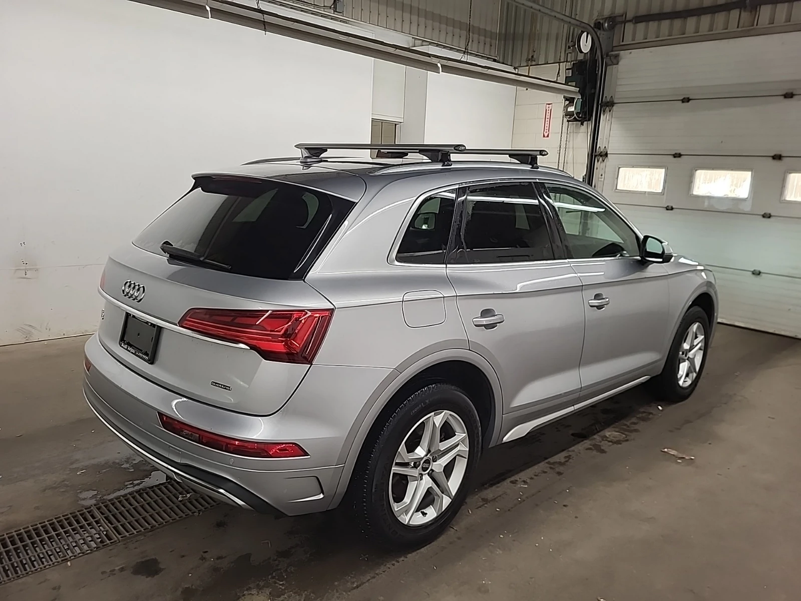 Audi Q5 KOMFORT* QUATTRO* B&OLUFSEN АвтоКредит(ЦЕНА ДО БГ) - изображение 5