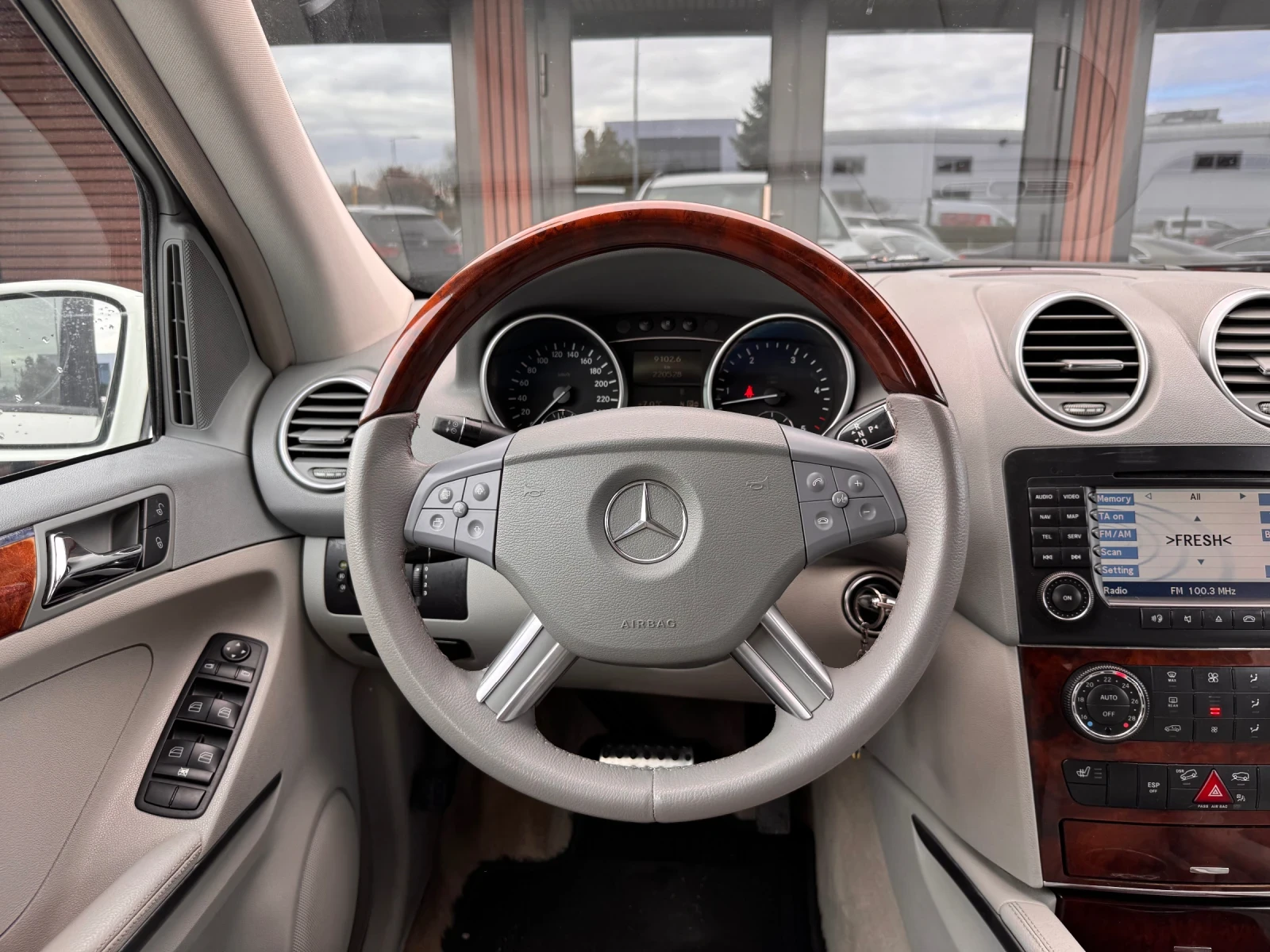 Mercedes-Benz ML 320 CDI AMG KeyLessGO Подгрев bi-Xenon Пружини ЛИЗИНГ - изображение 10