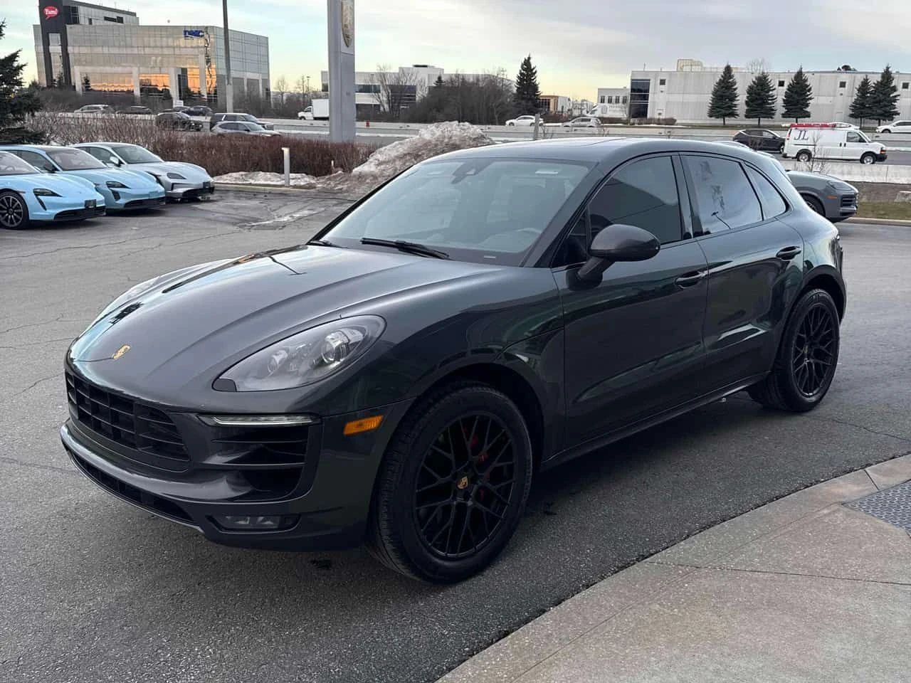 Porsche Macan * GTS * BOSE* PANORAMA* ПОДГРЕВИ* 