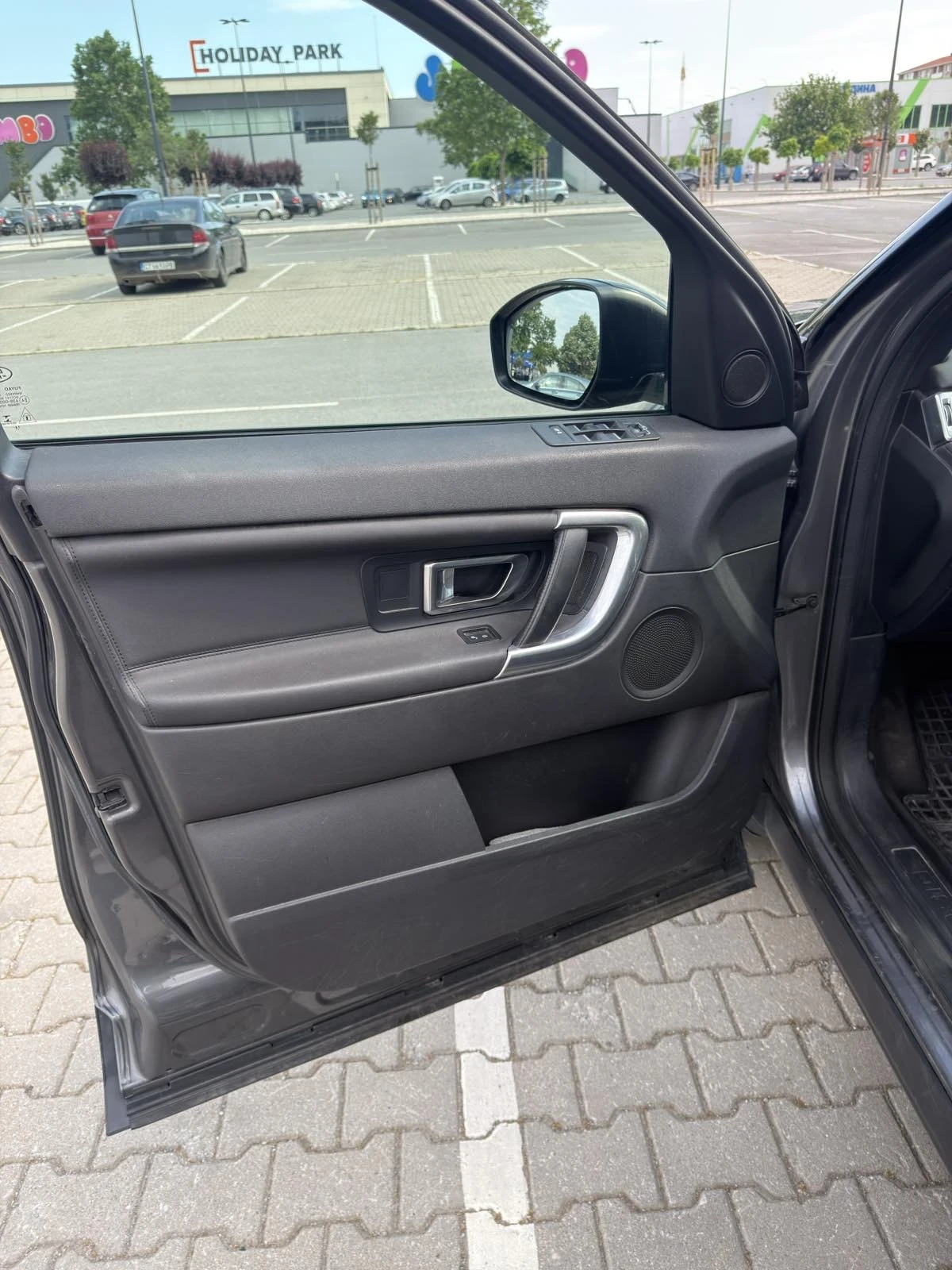 Land Rover Discovery Sport 2.2 TD4 4x4 150�.�. | Mobile.bg � ����������� 16