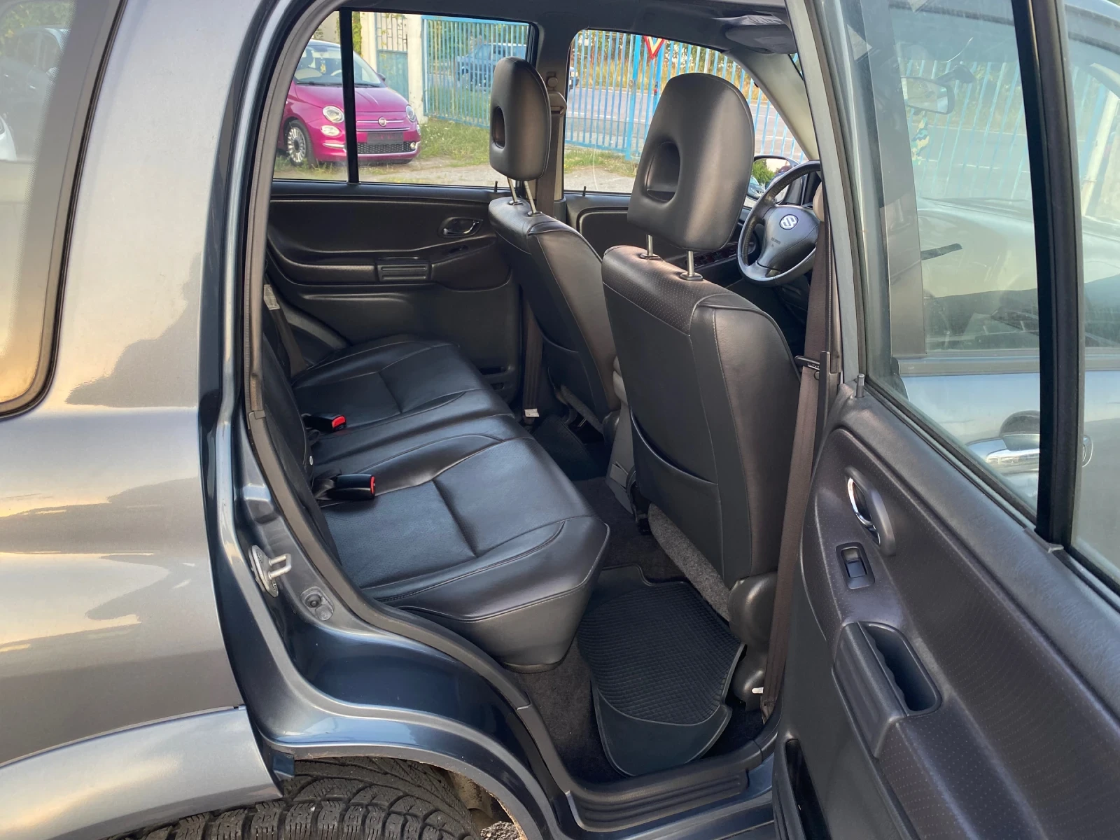 Suzuki Grand vitara 2.0TDI Кожа Климатроник, снимка 10 - Автомобили и джипове - 55511327
