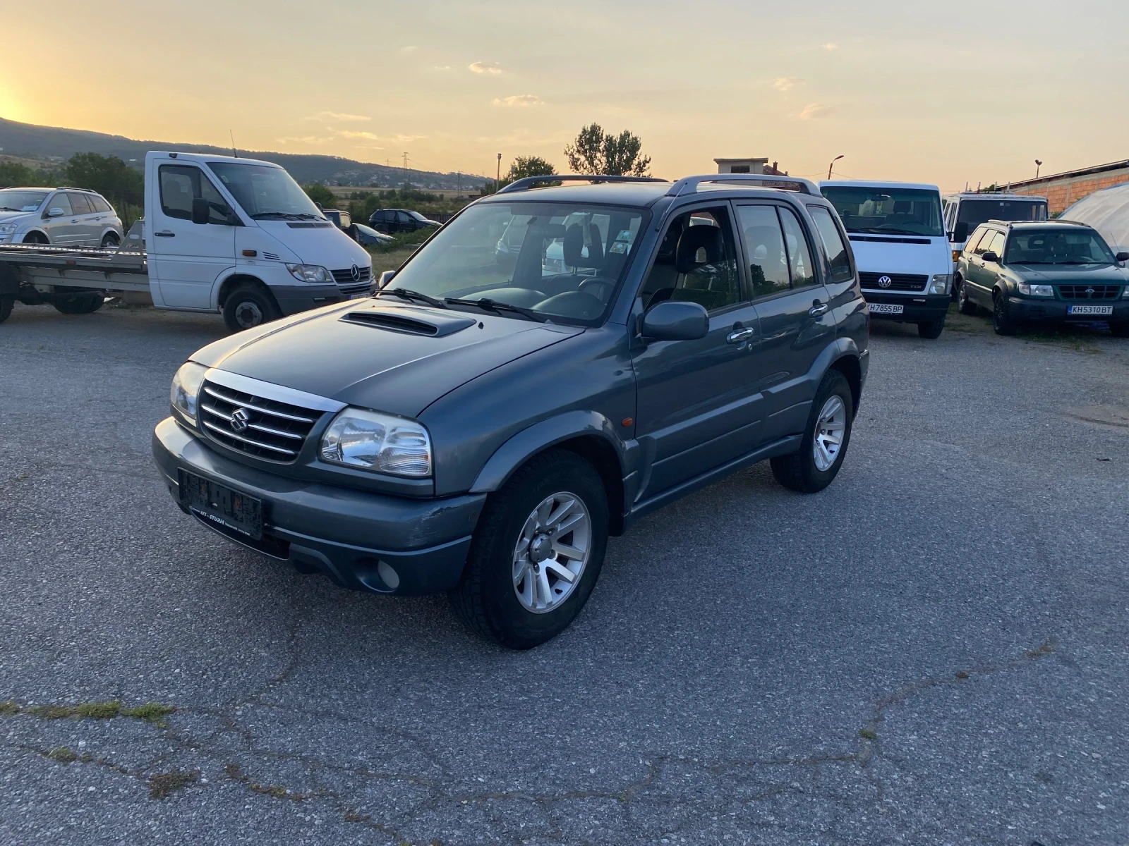 Suzuki Grand vitara 2.0TDI Кожа Климатроник, снимка 3 - Автомобили и джипове - 55511327