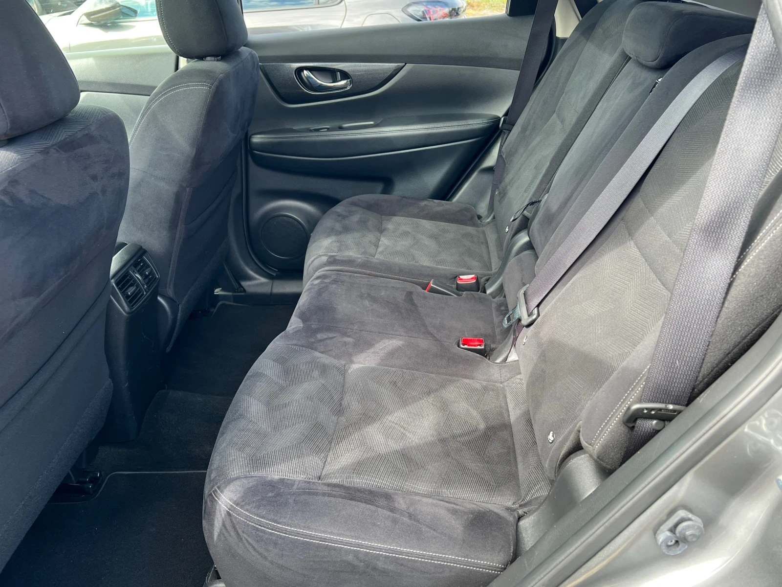 Nissan X-trail 1.6 D-GI, снимка 11 - Автомобили и джипове - 56083096