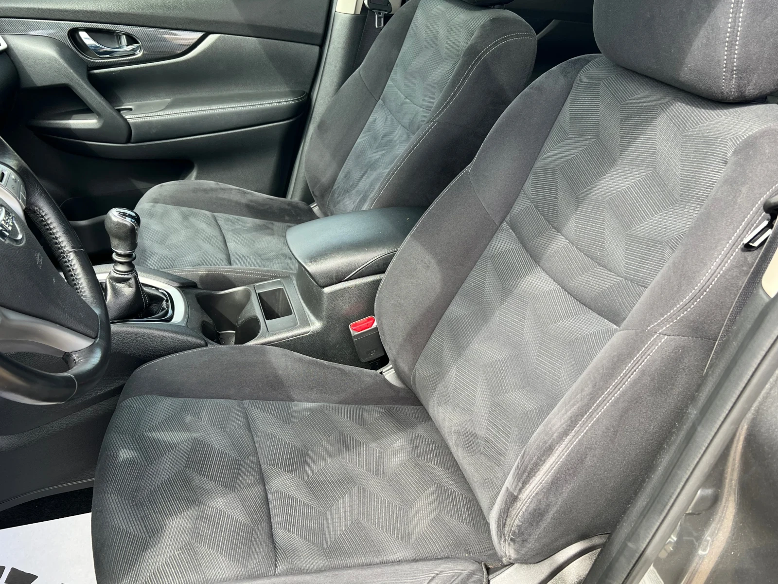 Nissan X-trail 1.6 D-GI, снимка 10 - Автомобили и джипове - 56083096