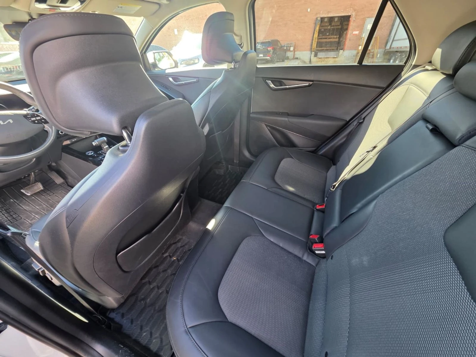 Kia Niro * EX * HYBRID * ���� �� �������� & ���������� | Mobile.bg � ����������� 14