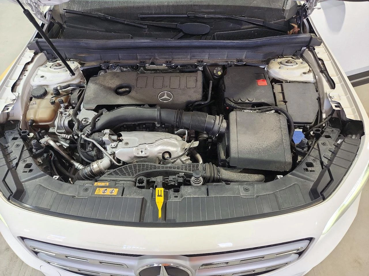 Mercedes-Benz GLB 2.0l 250 4Matic, снимка 12 - Автомобили и джипове - 56710823