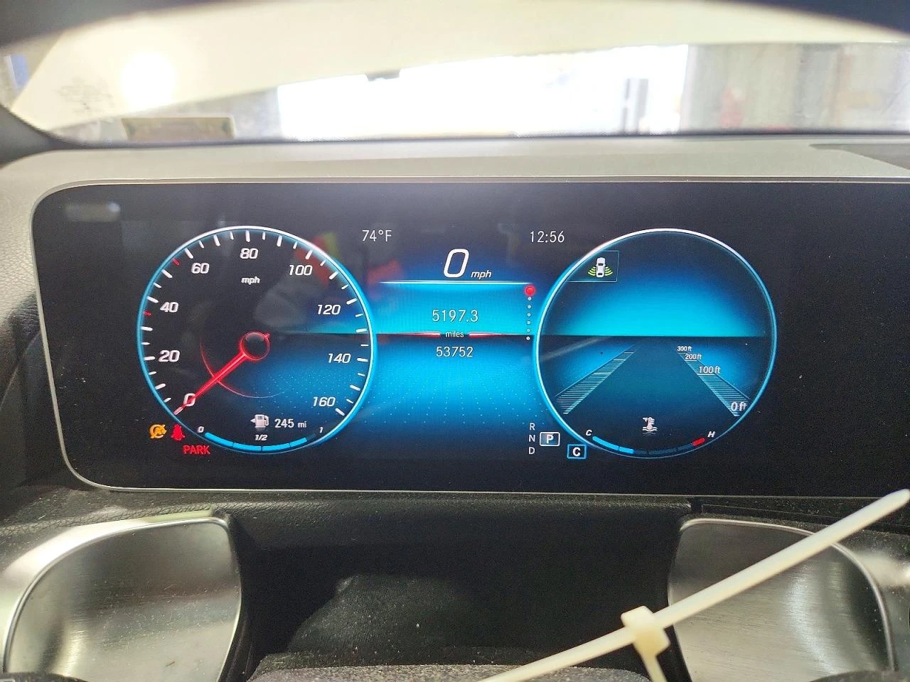 Mercedes-Benz GLB 2.0l 250 4Matic, снимка 9 - Автомобили и джипове - 56710823