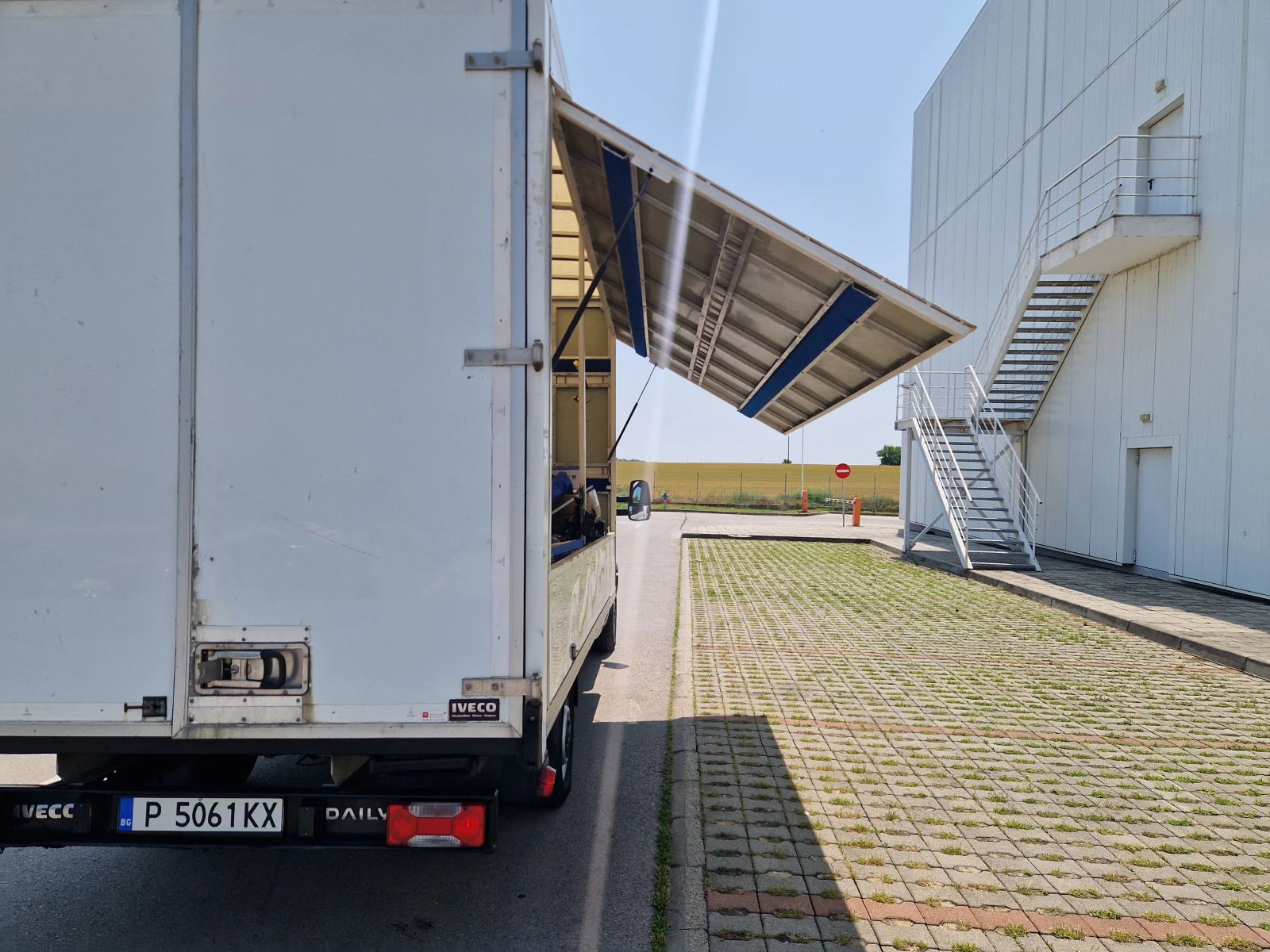 Iveco Daily 35S15/КЛИМА/0БСЛУЖЕН - изображение 7
