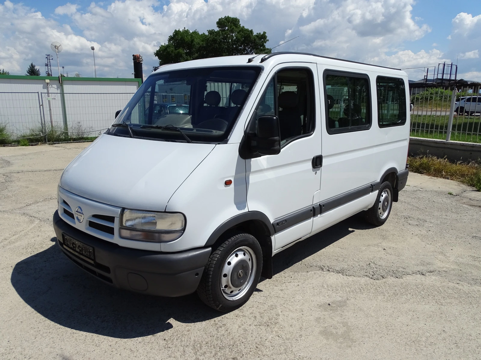 Renault Master 9 МЕСТА  * * * КЛИМАТИК* * * , снимка 3 - Бусове и автобуси - 55012544