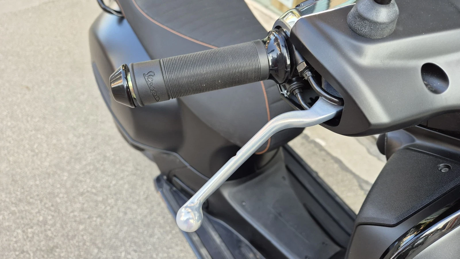 Vespa 300 BLACK EDITION - изображение 4