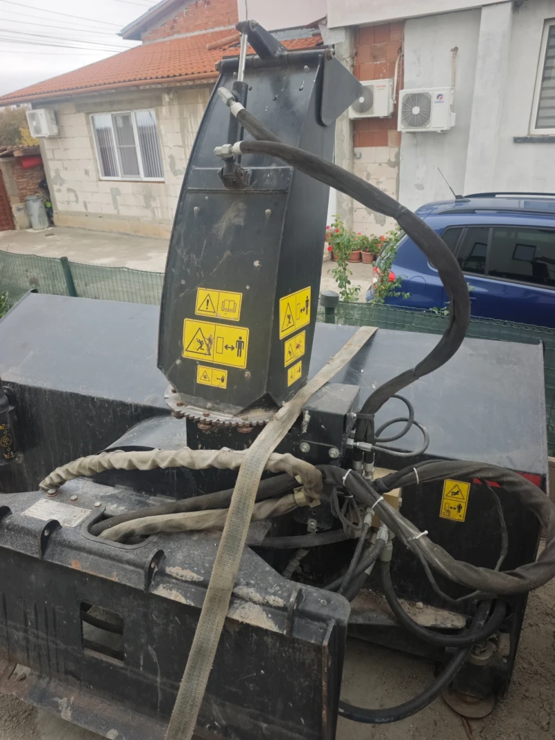 Други специализирани машини JCB Роторен снегорин за мини челен товарач, снимка 14 - Индустриална техника - 52367545