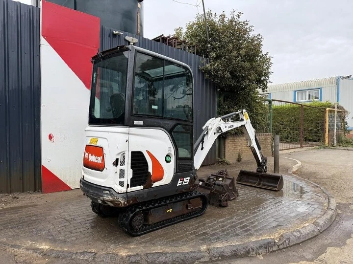 Багер Bobcat E19 - изображение 2