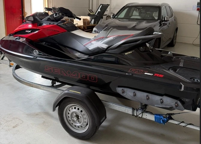 Джет Bombardier Sea Doo RXT 260 RS, снимка 2 - Воден транспорт - 54297252