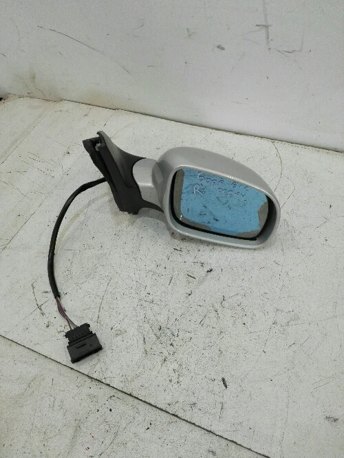 Огледало дясно Фолксваген Бора 2.3Б седан