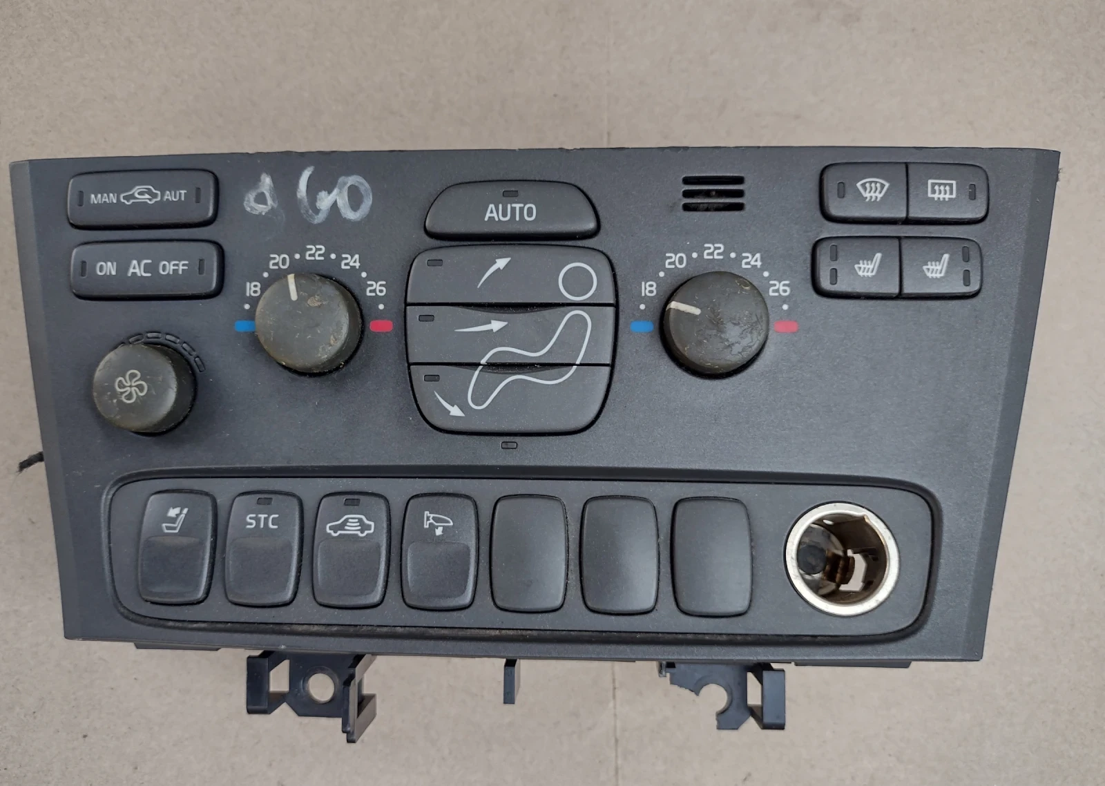 8651242    Volvo S60 01W17E | Mobile.bg   1