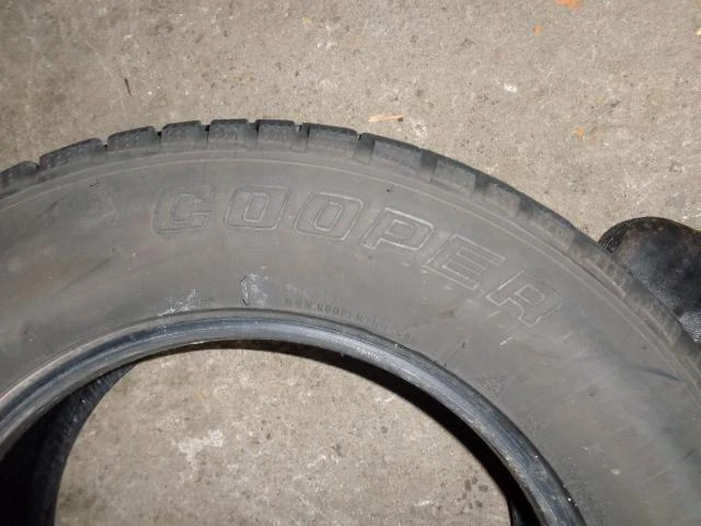 Гуми Всесезонни 215/65R16, снимка 8 - Гуми и джанти - 9147198