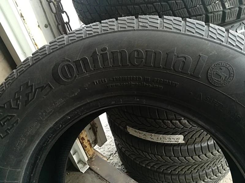 Гуми Зимни 225/75R16, снимка 4 - Гуми и джанти - 23632263